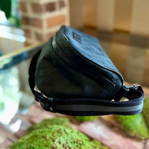 GUCCI Black Nylon Belt Bag