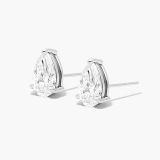 Platinum Pear Shape Diamond Stud Earrings (0.25 CTW - H-I / SI1-SI2)