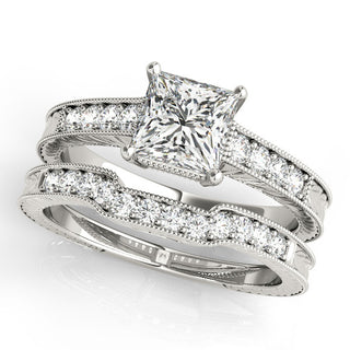 ENGAGEMENT RINGS ANTIQUE