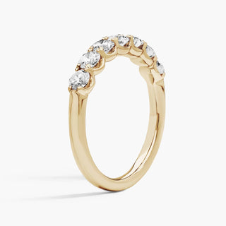 Selene's 14k yellow gold 7-stone diamond anniversary ring (1 carat total weight)