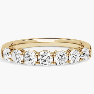 Selene's 14k yellow gold 7-stone diamond anniversary ring (1 carat total weight)