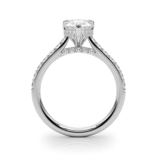 ENGAGEMENT RINGS HALO ROUND