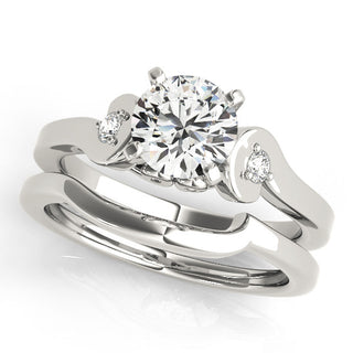 ENGAGEMENT RINGS 3 STONE