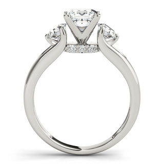 ENGAGEMENT RINGS 3 STONE ROUND