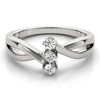 ENGAGEMENT RINGS 3 STONE ROUND