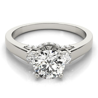 ENGAGEMENT RINGS 3 STONE ROUND