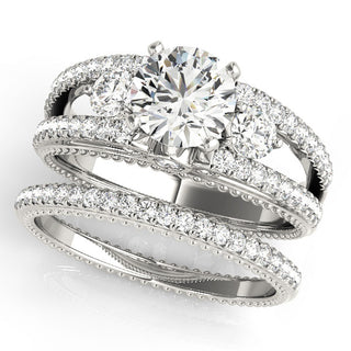 ENGAGEMENT RINGS 3 STONE ROUND