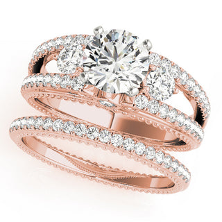 ENGAGEMENT RINGS 3 STONE ROUND