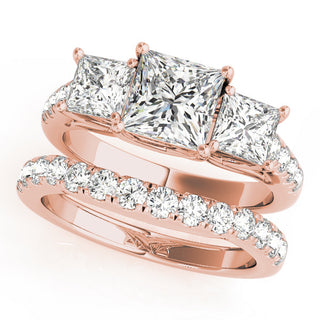 ENGAGEMENT RINGS 3 STONE PRINCESS