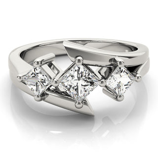 ENGAGEMENT RINGS 3 STONE PRINCESS