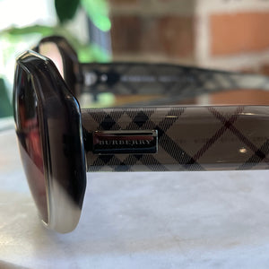 BURBERRY B4083 Gradient Gray Check Acetate Oversized Sunglasses