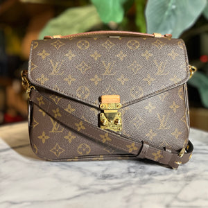 LOUIS VUITTON Monogram Canvas Pochette Metis