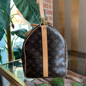 LOUIS VUITTON Monogram World Tour Keepall Bandouliere 50