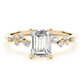 ENGAGEMENT RING EMERALD CUT CENTER