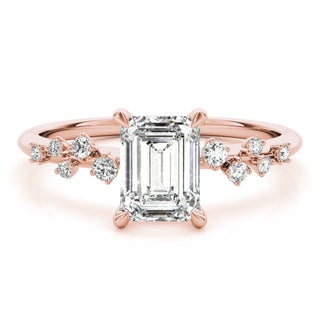 ENGAGEMENT RING EMERALD CUT CENTER