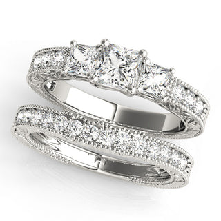 ENGAGEMENT RINGS 3 STONE PRINCESS