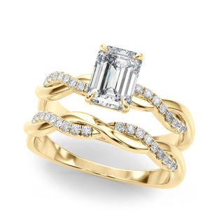 ENGAGEMENT RINGS EMERALD CUT CENTER