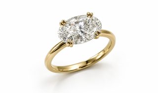 Oval Cut Diamond Engagement Ring